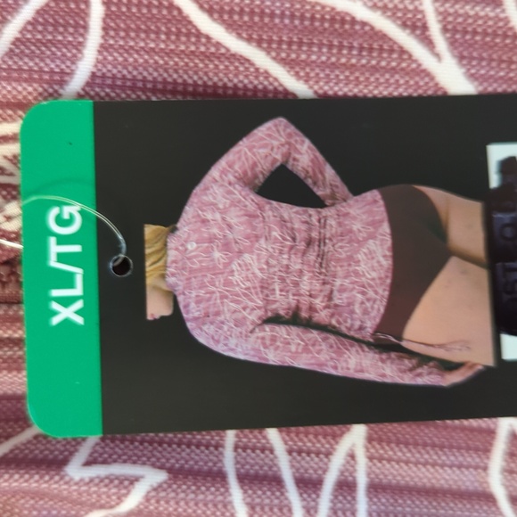 XL: Eddie Bauer Rash guard Swim Top Only - Picture 4 of 6